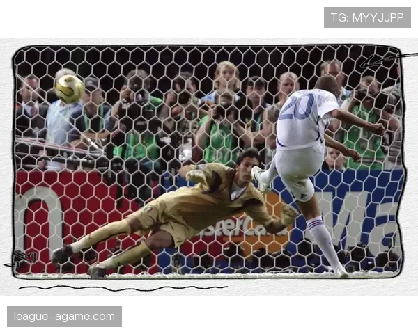 足球中断规则详解：裁判何时正式暂停比赛及影响因素