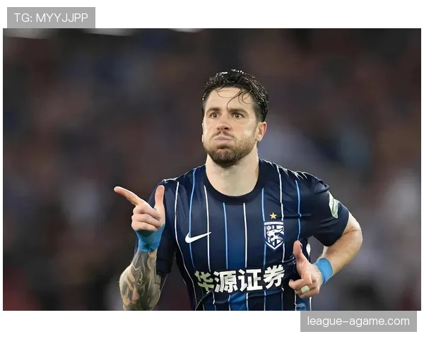 小罗本赛季边路盘带撕防守体系拉扯展现对前锋传球威胁差异